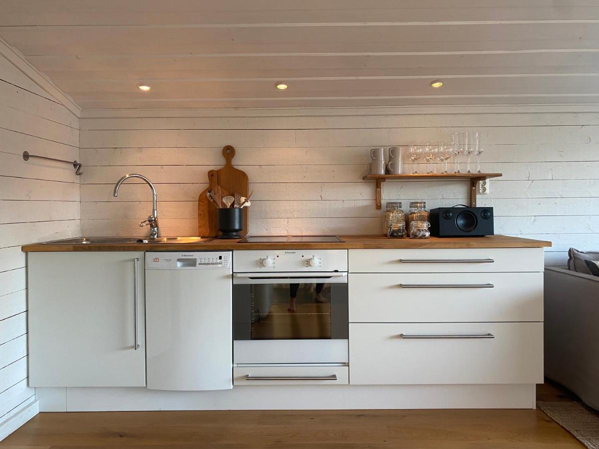 Peaceful And Scandinavian-Style Guesthouse With Scenic Nature And Seaview In High Coast Domsjo Buitenkant foto